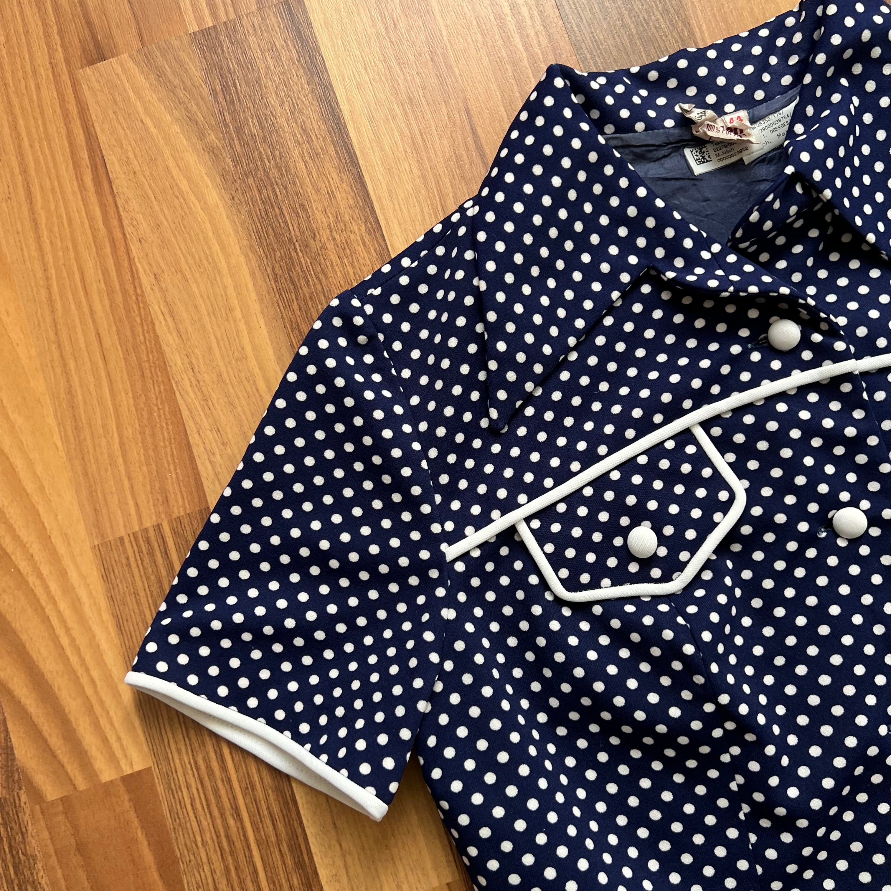 1970s  Polka Dot Mod Mini Dress-Button Front Shirt Dress Short Sleeves Dagger Collar