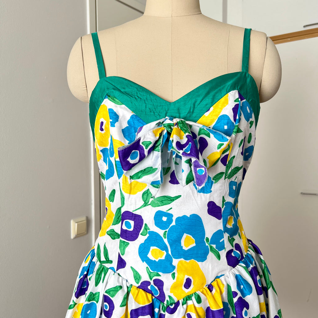 1980s VERA MONT Floral Party Dress-Sweetheart Bustier Cocktail Dress