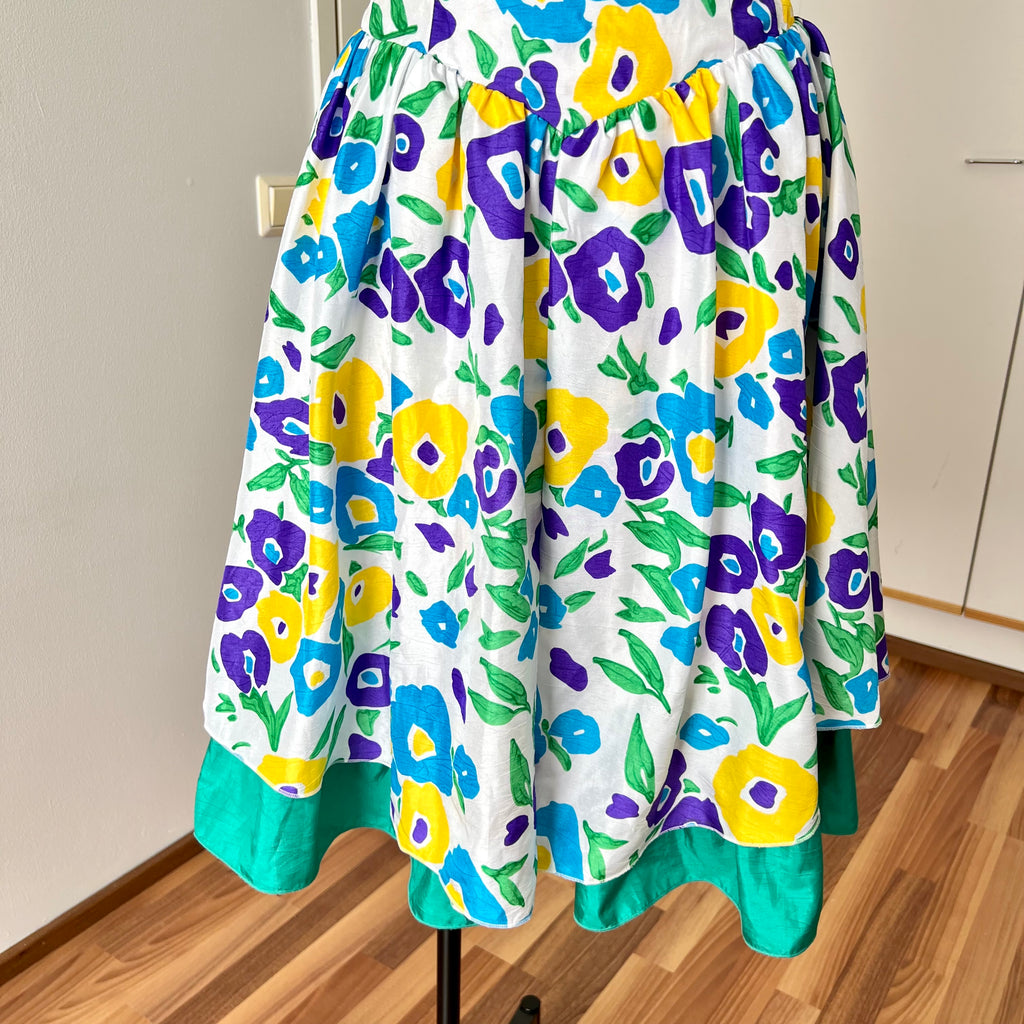 1980s VERA MONT Floral Party Dress-Sweetheart Bustier Cocktail Dress