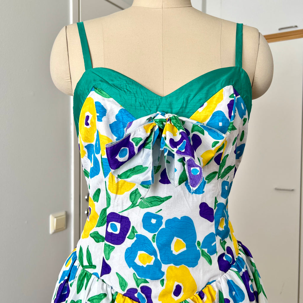 1980s VERA MONT Floral Party Dress-Sweetheart Bustier Cocktail Dress