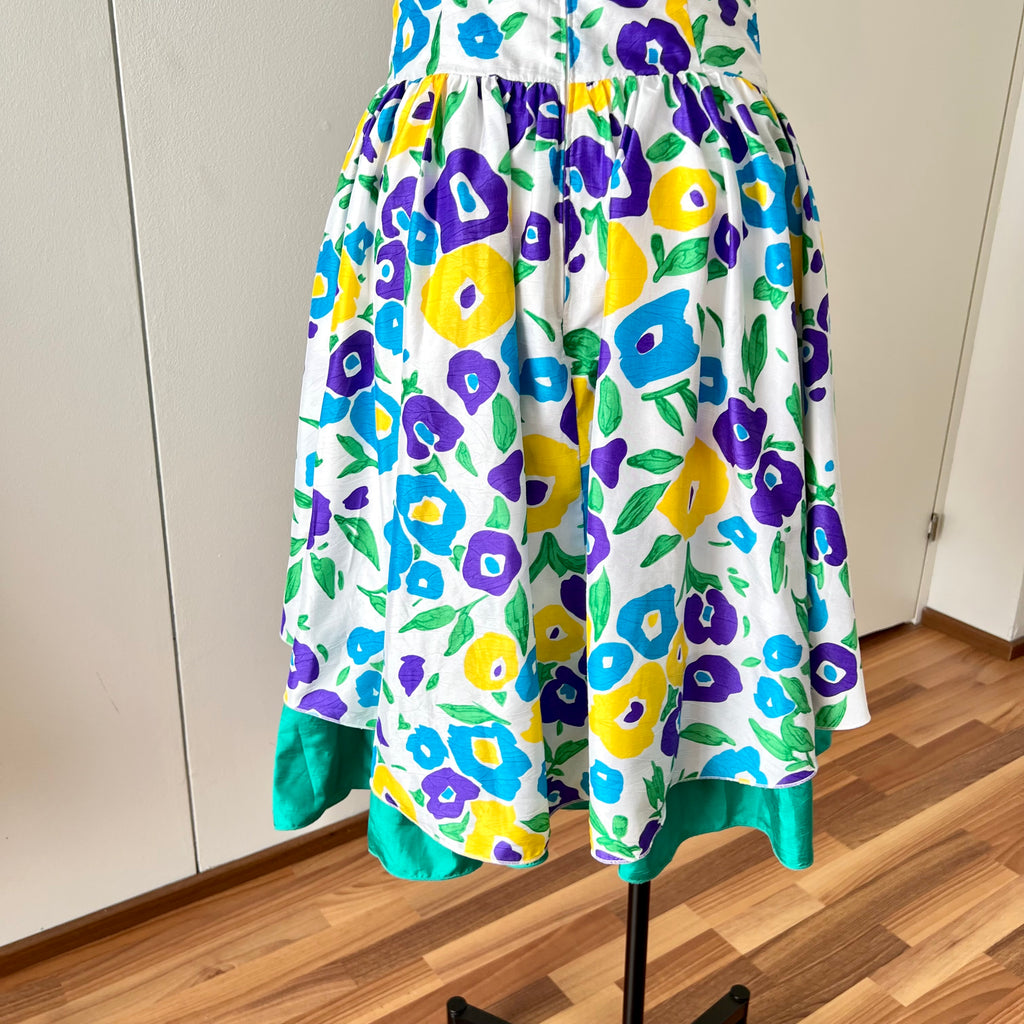 1980s VERA MONT Floral Party Dress-Sweetheart Bustier Cocktail Dress