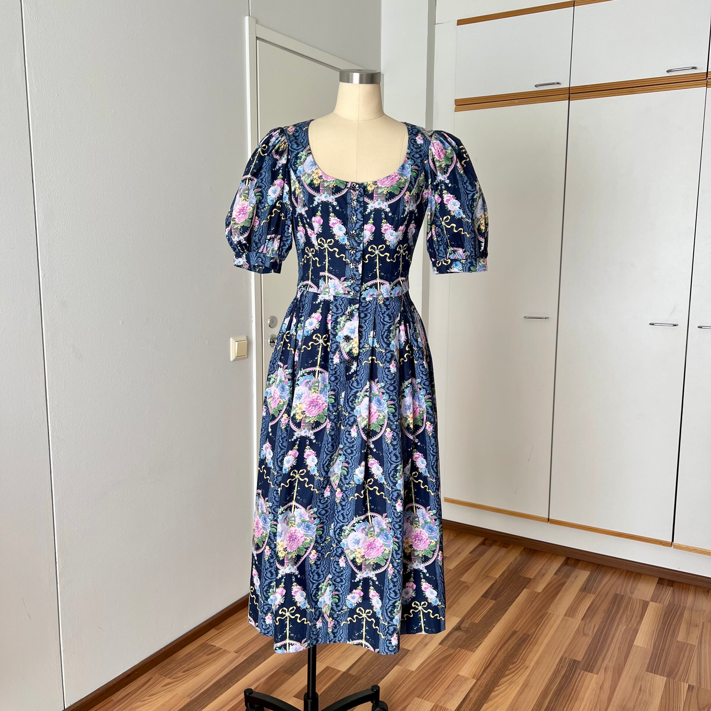 1980s Floral Cotton Trachten Dress SPORTALM-Austrian Folk Puff Sleeves Dirndl Dress