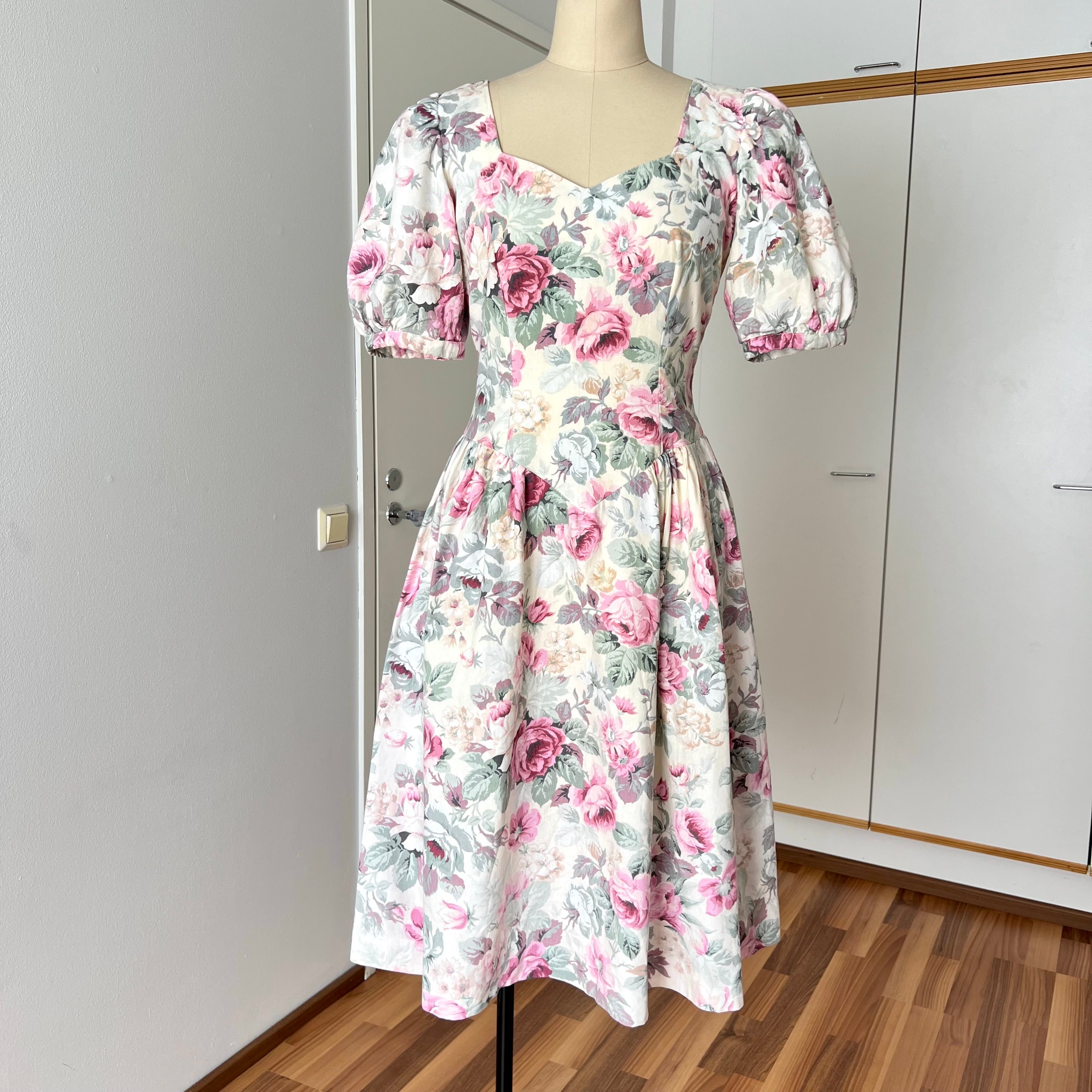 1980s Floral Puff Sleeves Midi Dress-Basque Waist Romantic Cottagecore Dress
