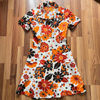 1970s  Mod Floral Mini Dress-Flower Power Space Age Aline Gogo Twiggy Style Dress EU 36