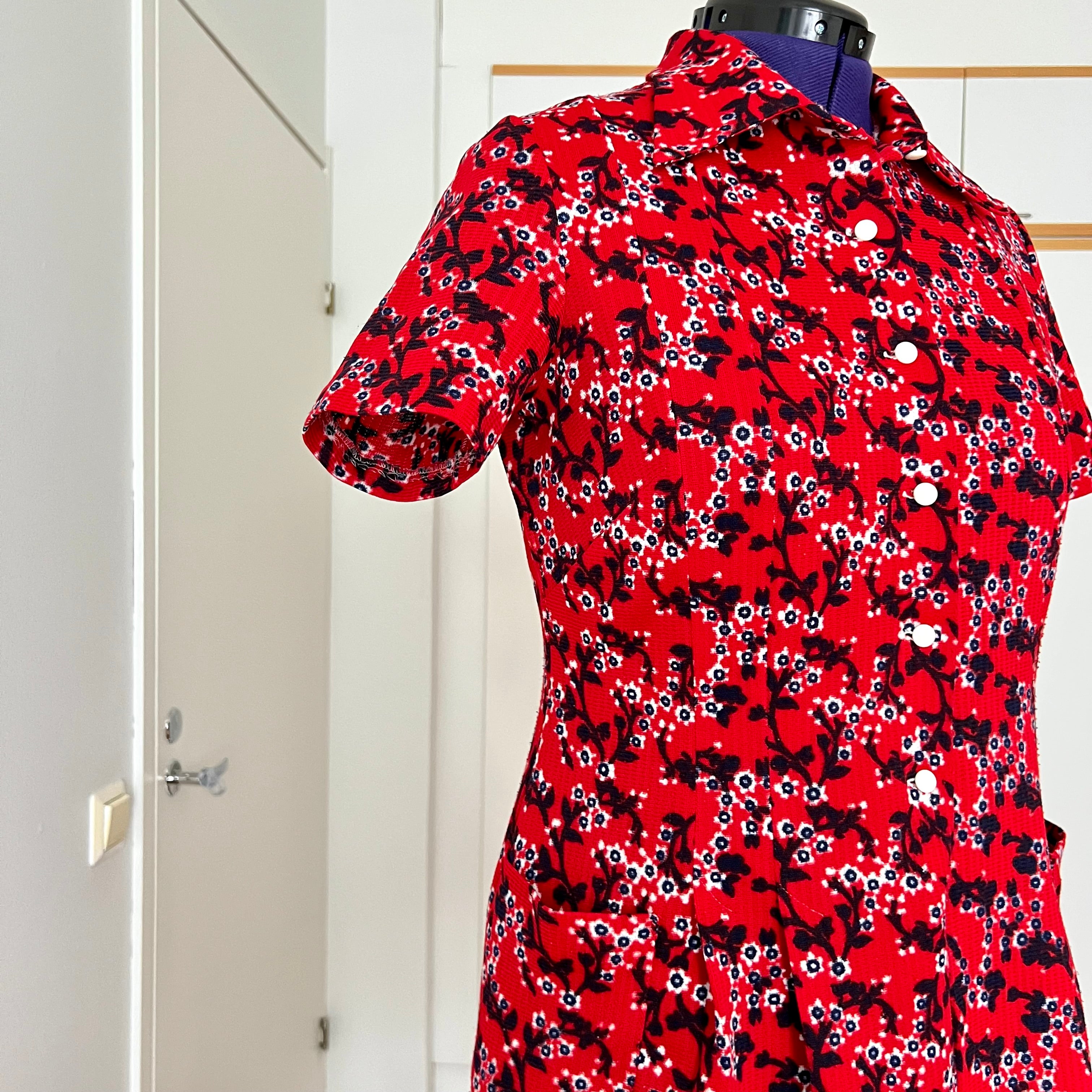 1970s Plus Size Mod Shift Dress-Vintage Floral Button Front Day Dress EU 42