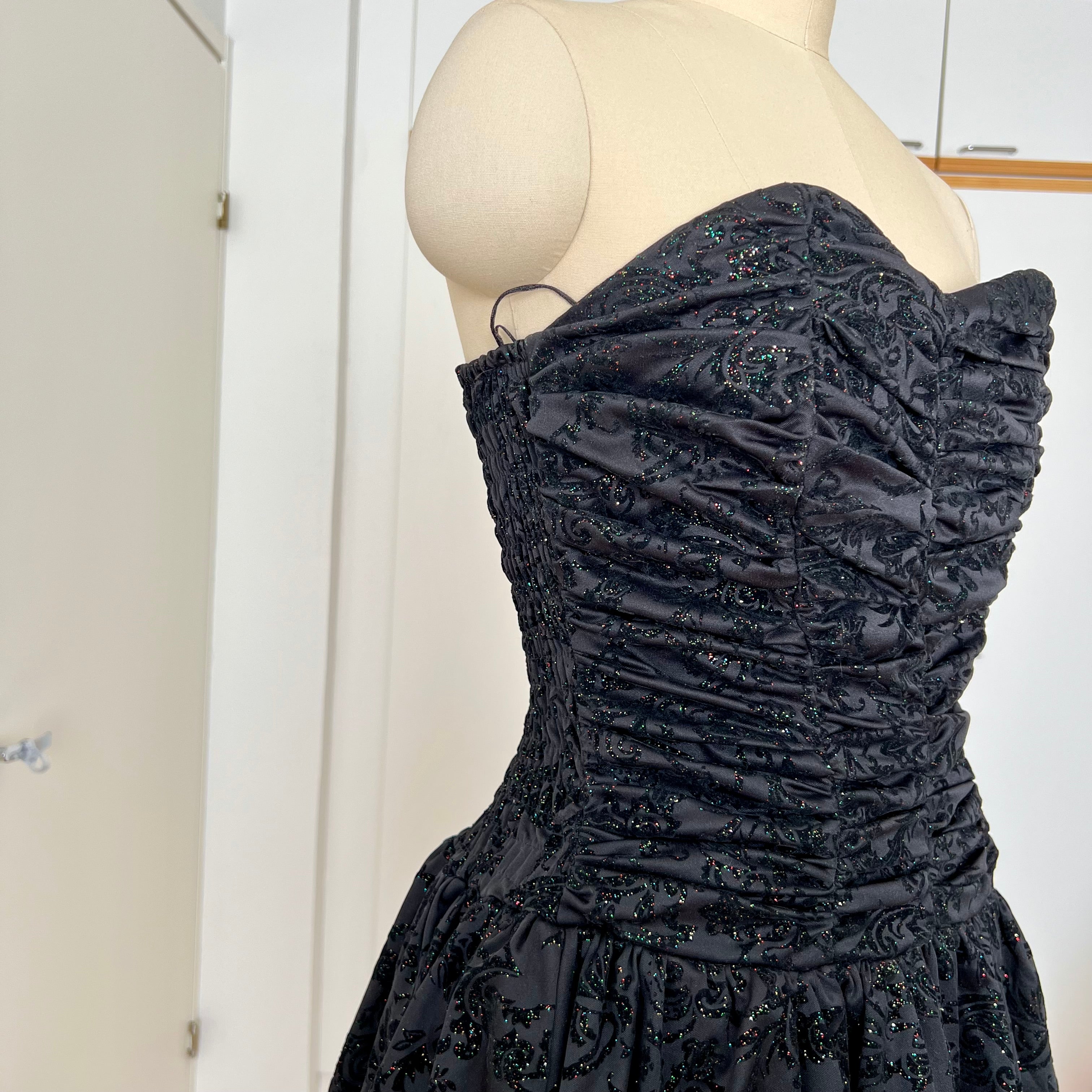Vintage 90s Black Strapless Party Dress-Y2K Ruched Prom Dress