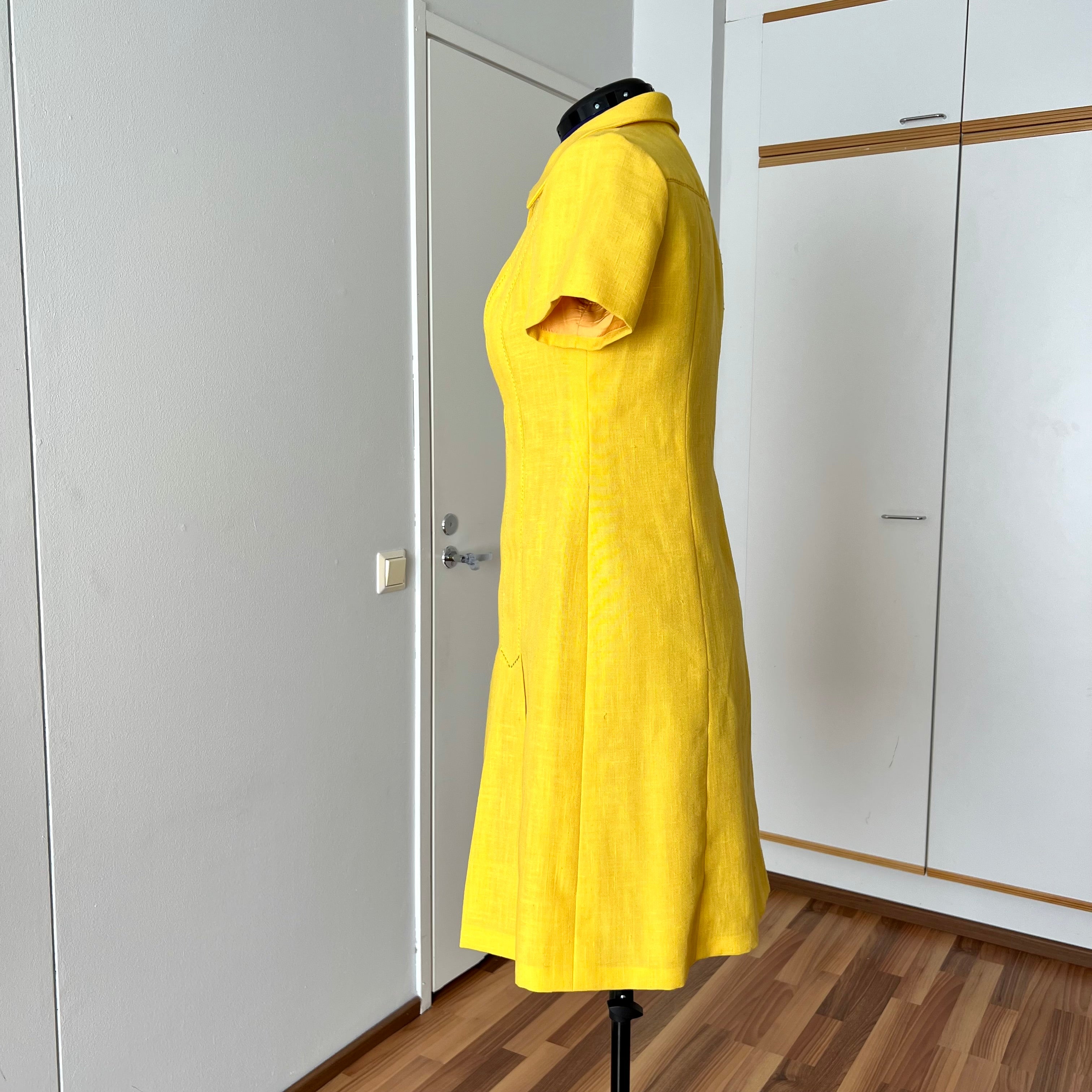1960s/1970s Vintage Yellow Mod Shirt Dress-Plus Size Aline Button Front Day Dress EU 46