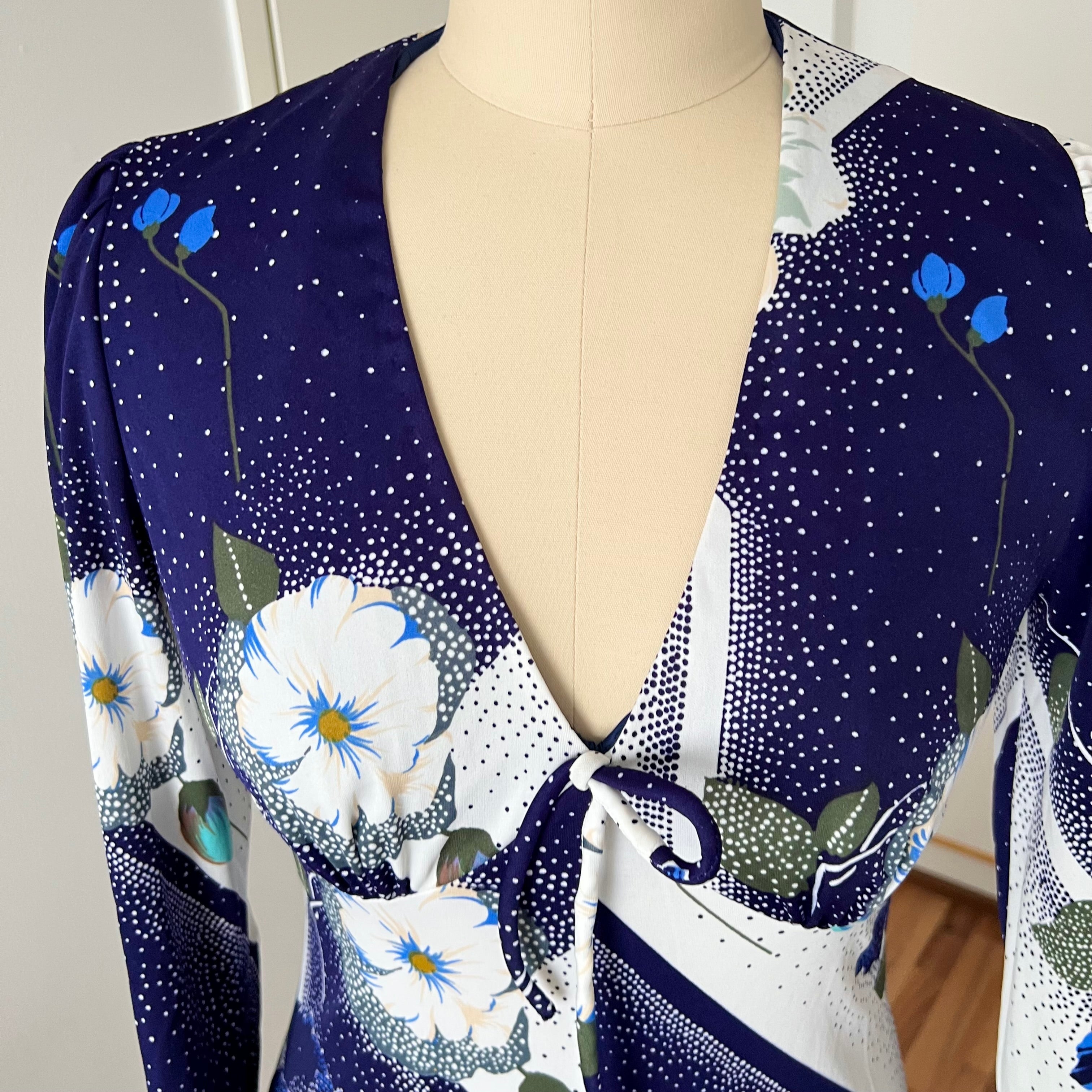 70s Floral Boho Maxi Dress – Mod Geometric Garden Party Gown (EU 38)