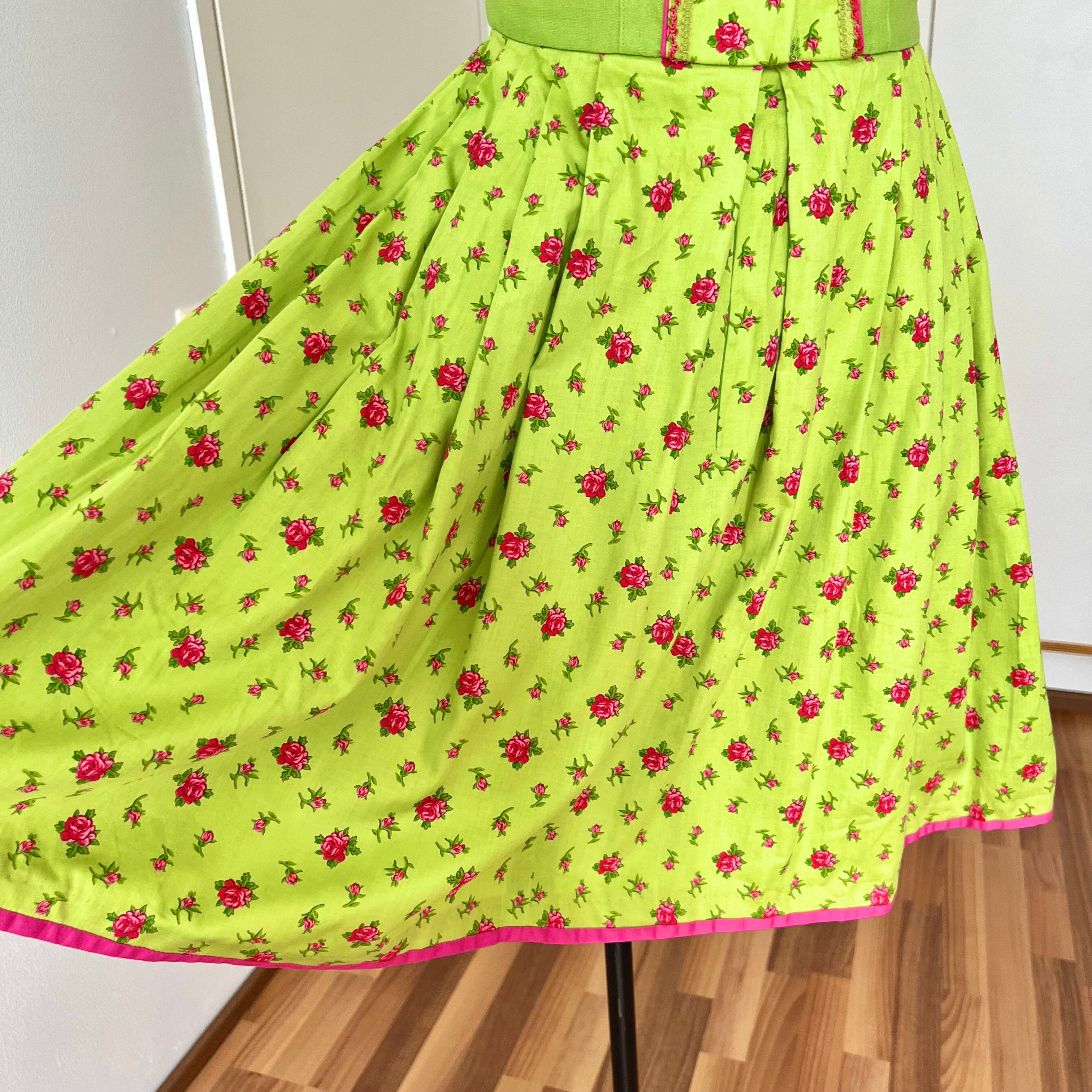 Vintage German Floral Cotton Dirndl-Green Oktoberfest Outfit-Bavarian Trachten Dress EU 36