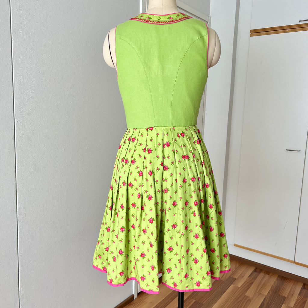 Vintage German Floral Cotton Dirndl-Green Oktoberfest Outfit-Bavarian Trachten Dress EU 36