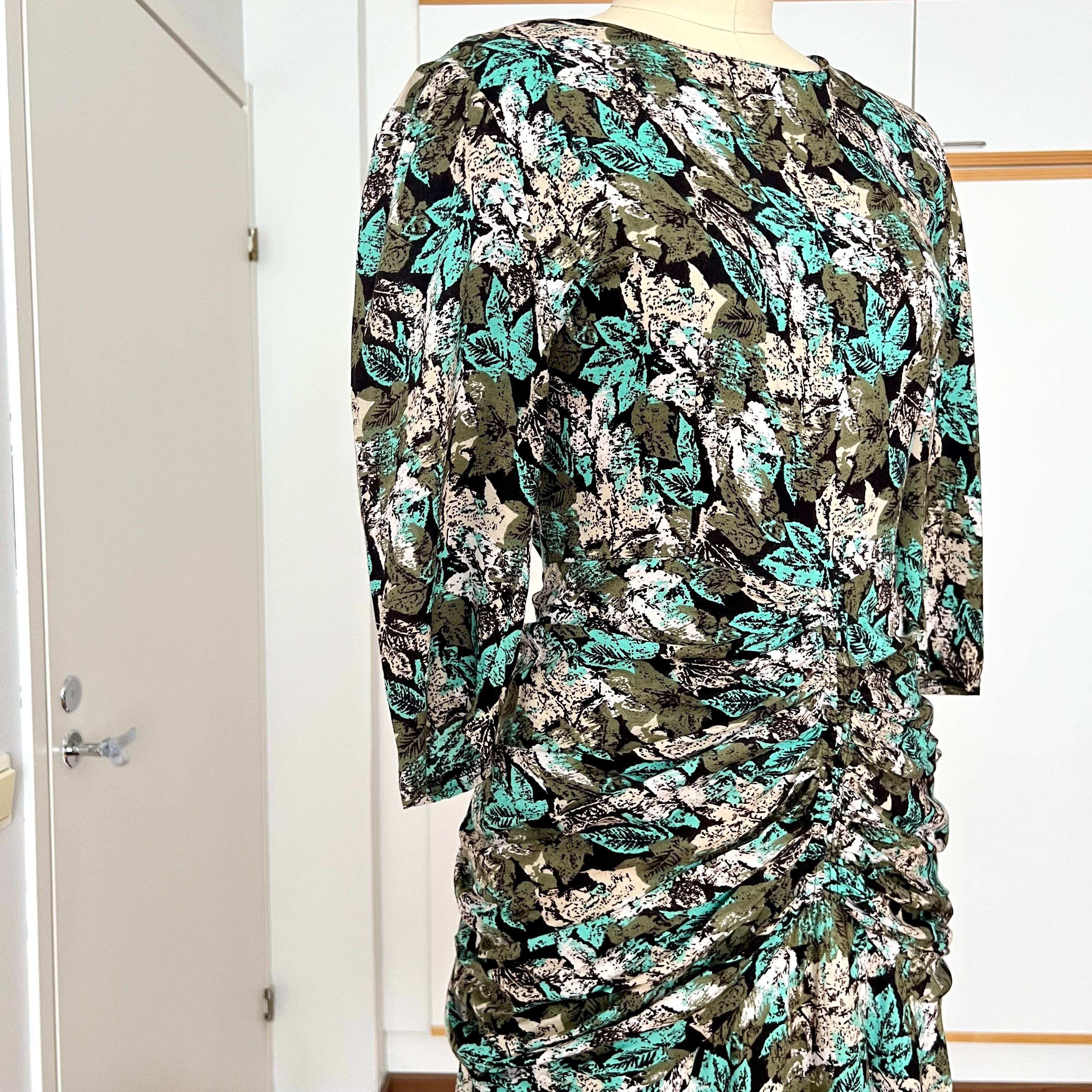 1980s Vintage Floral Rayon Midi Dress-Ruched Waist Green Boho Dress Size M