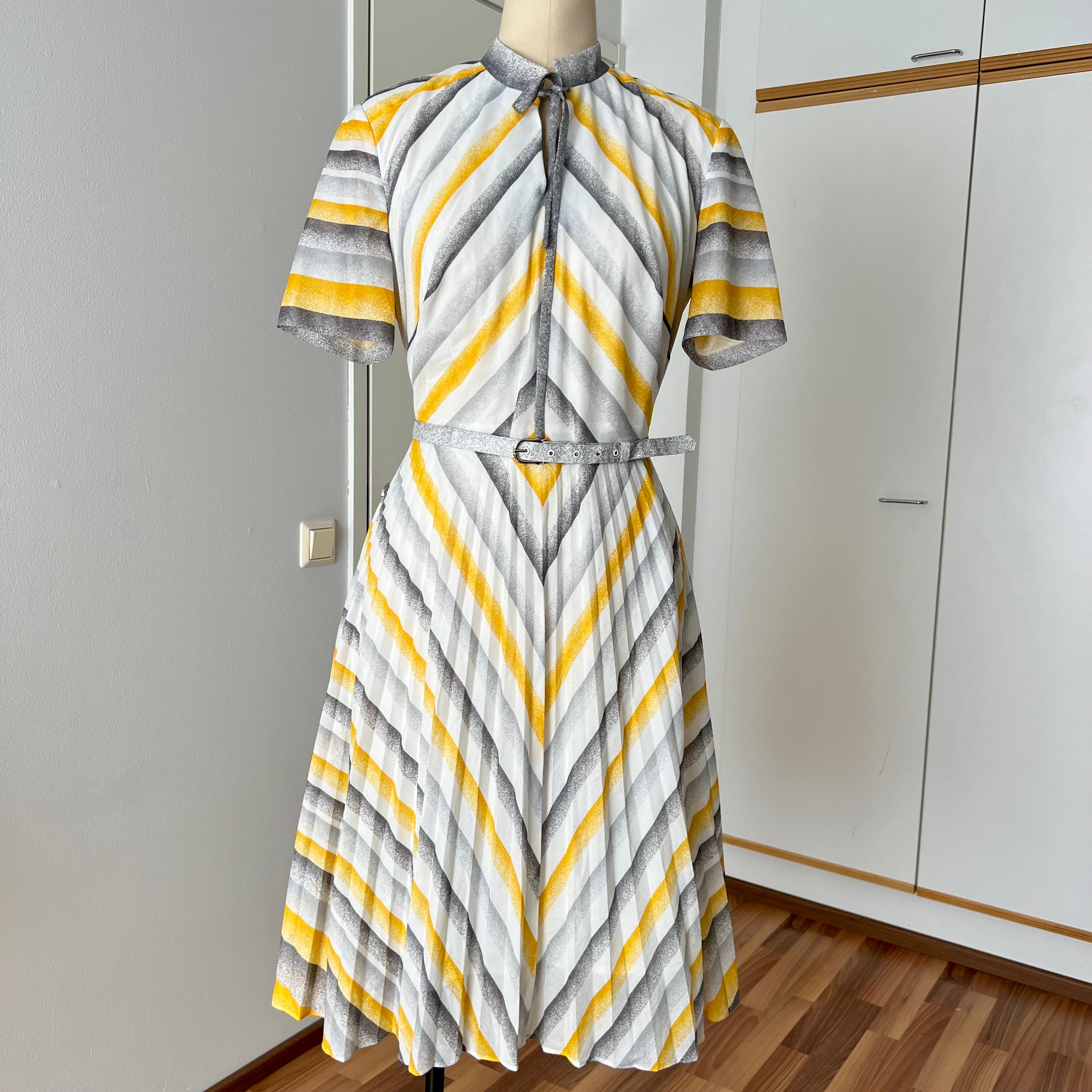 70s Vintage Chevron Stripe Midi Dress-Mod Shift Belted Day Dress