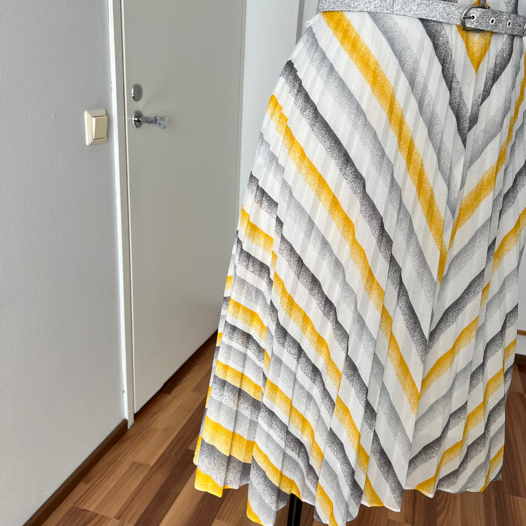 70s Vintage Chevron Stripe Midi Dress-Mod Shift Belted Day Dress