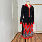 1970s Psychedelic Mod Midi Dress-Vintage Pointed Collar Long Sleeves Dress EU 42
