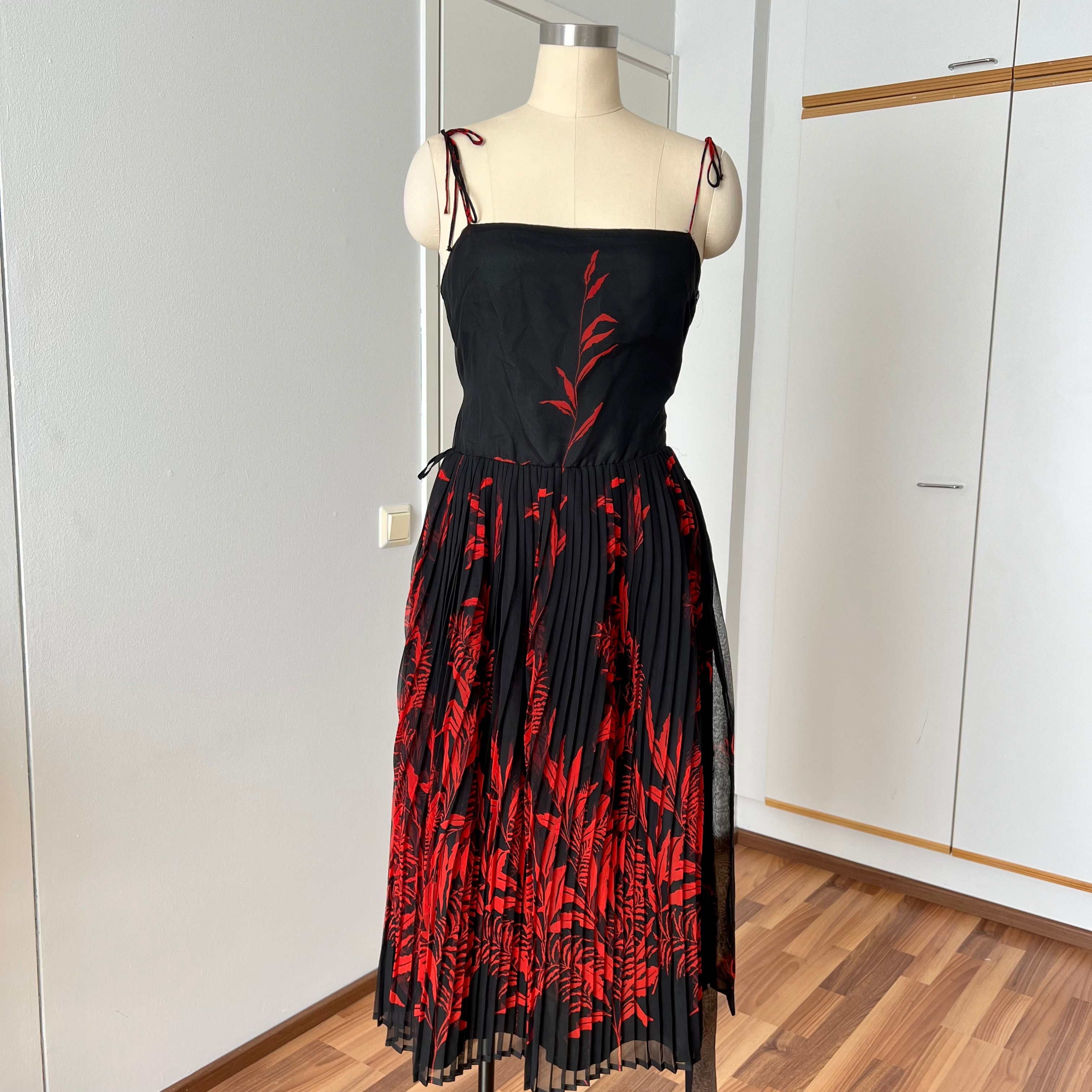 80s/90s Formal Midi Dress-Floral Spaghetti Straps Wedding Guest Dress EU 44