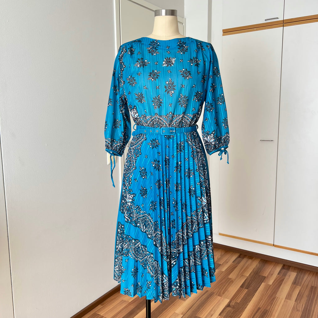 1980s Boho Blue Scarf Print Dress-3/4 Sleeves Retro Pleated Midi Dress