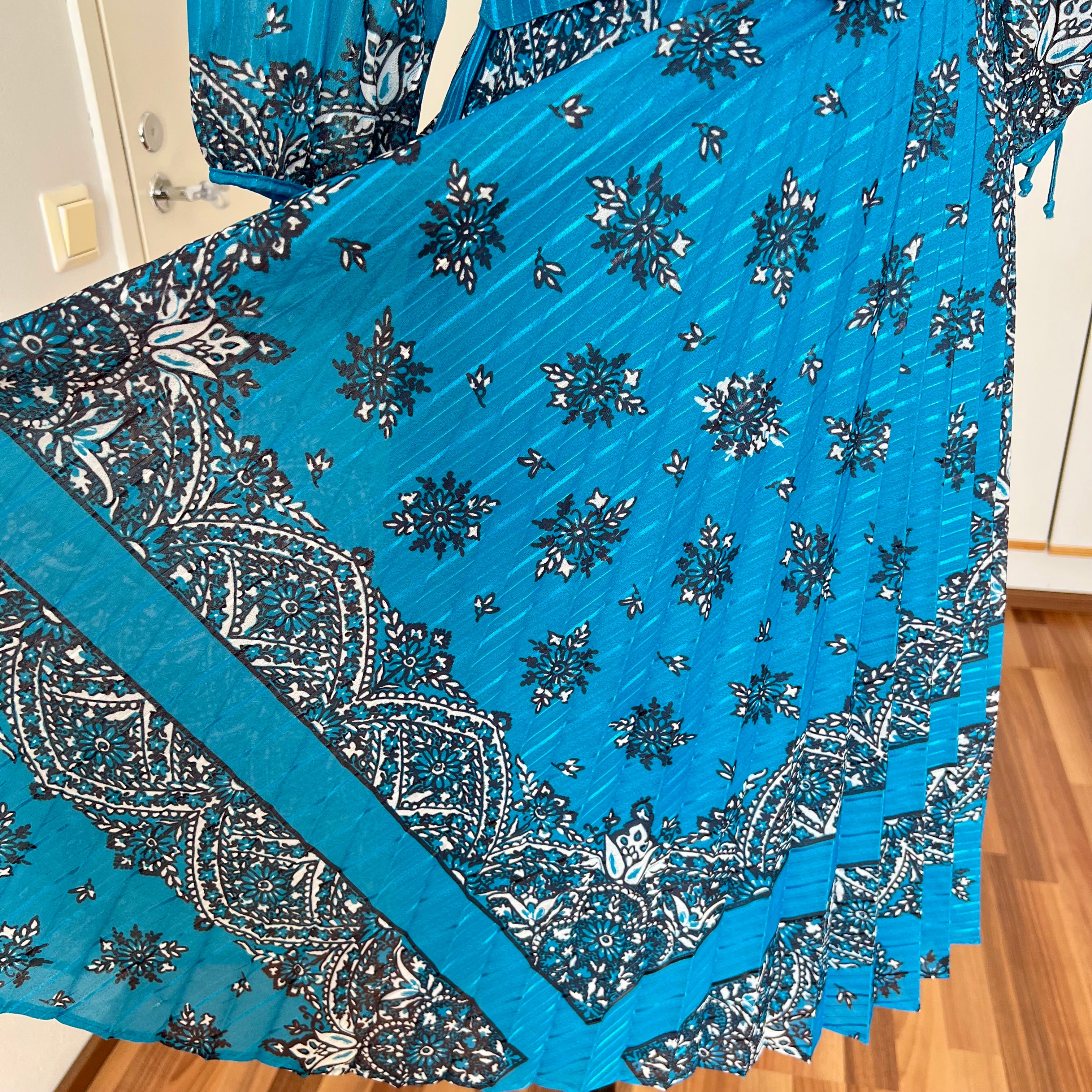 1980s Boho Blue Scarf Print Dress-3/4 Sleeves Retro Pleated Midi Dress