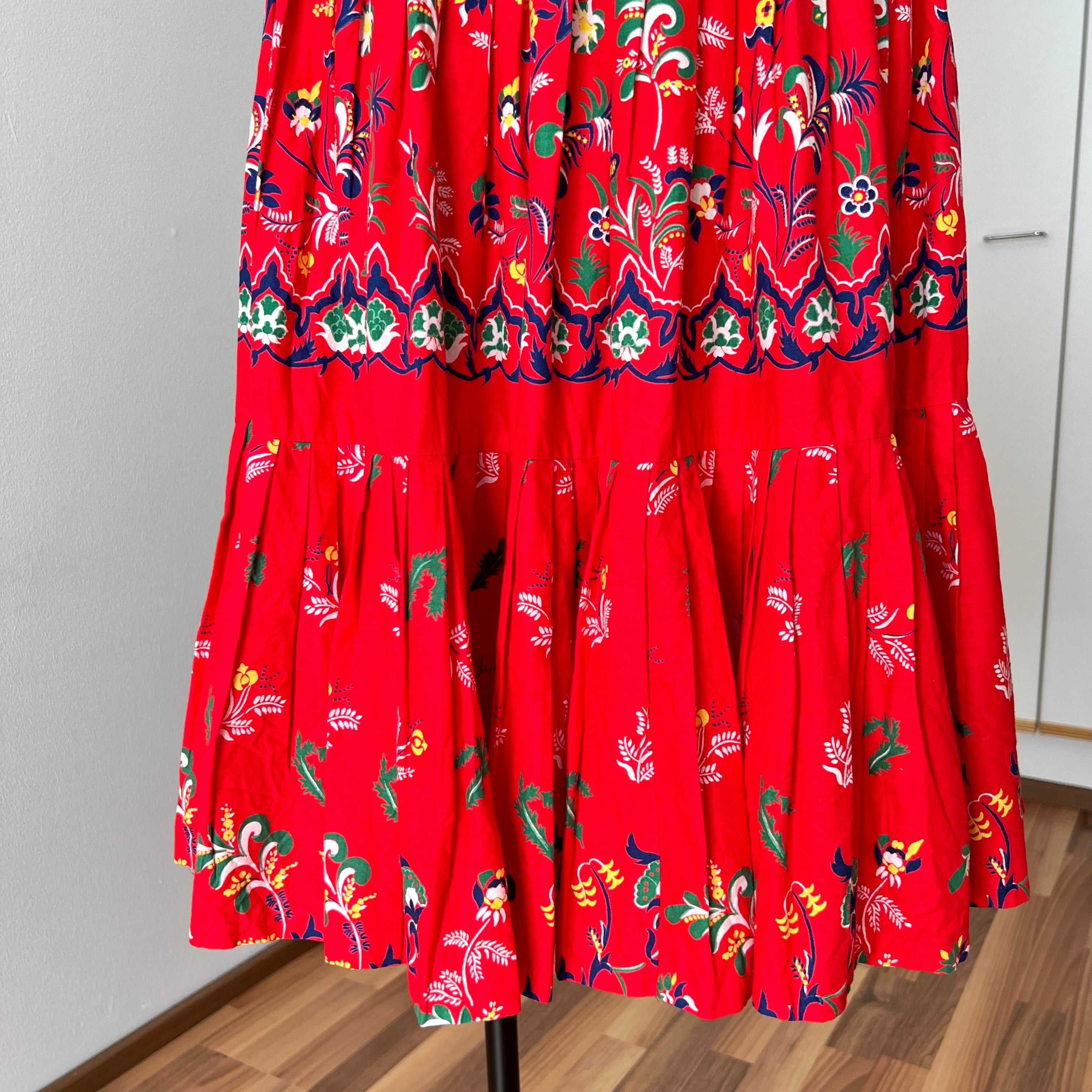1970s Red Cotton Pleated Midi Skirt-High Waist Folkloric Boho Cottagecore Peasant Skirt EU 36