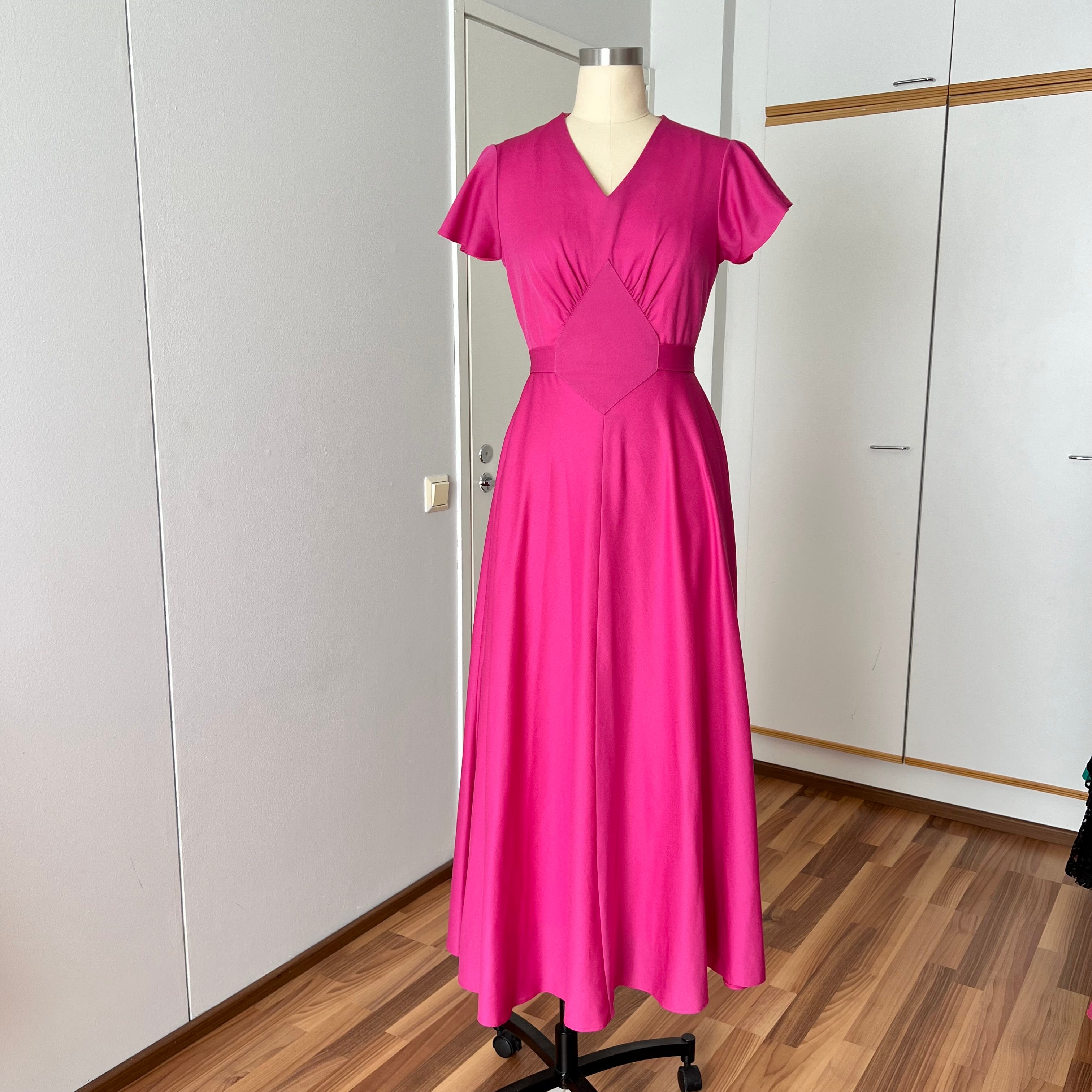 1970s Pink Flutter Sleeve Maxi Dress-Romantic Cottagecore Formal Dress EU 40