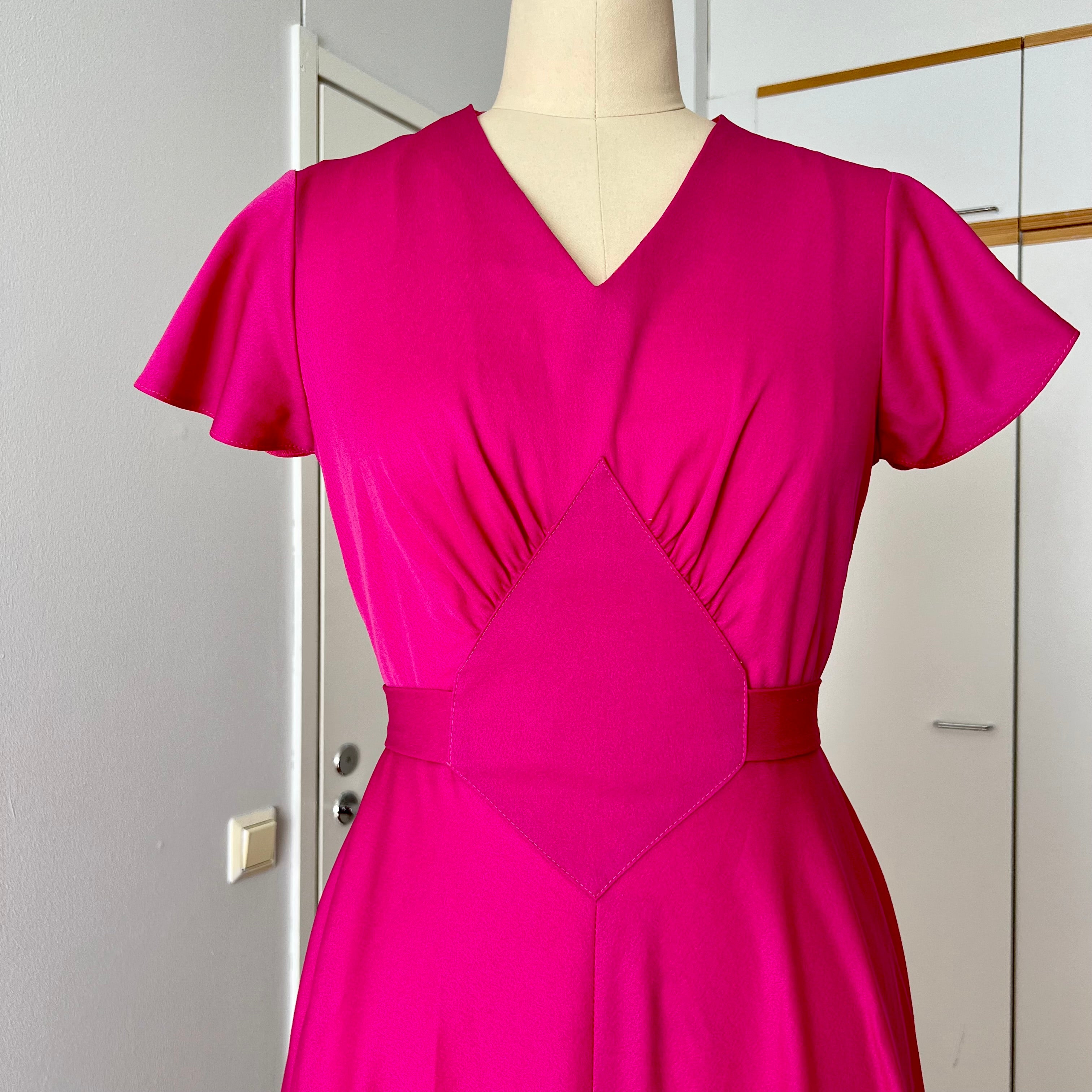 1970s Pink Flutter Sleeve Maxi Dress-Romantic Cottagecore Formal Dress EU 40