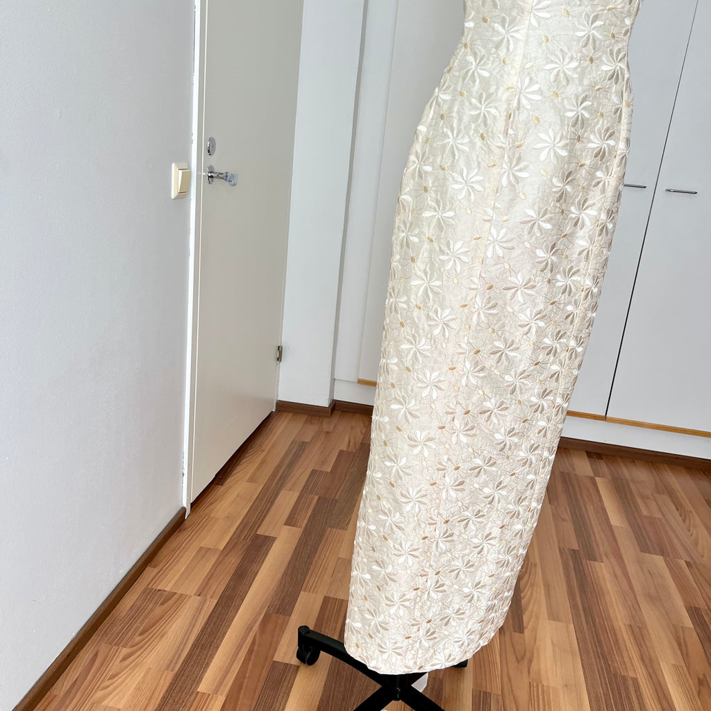 1990s Vintage Silk Wedding Dress Minimalist Halter Neck Bridal Gown Backless Aline Gown EU 38