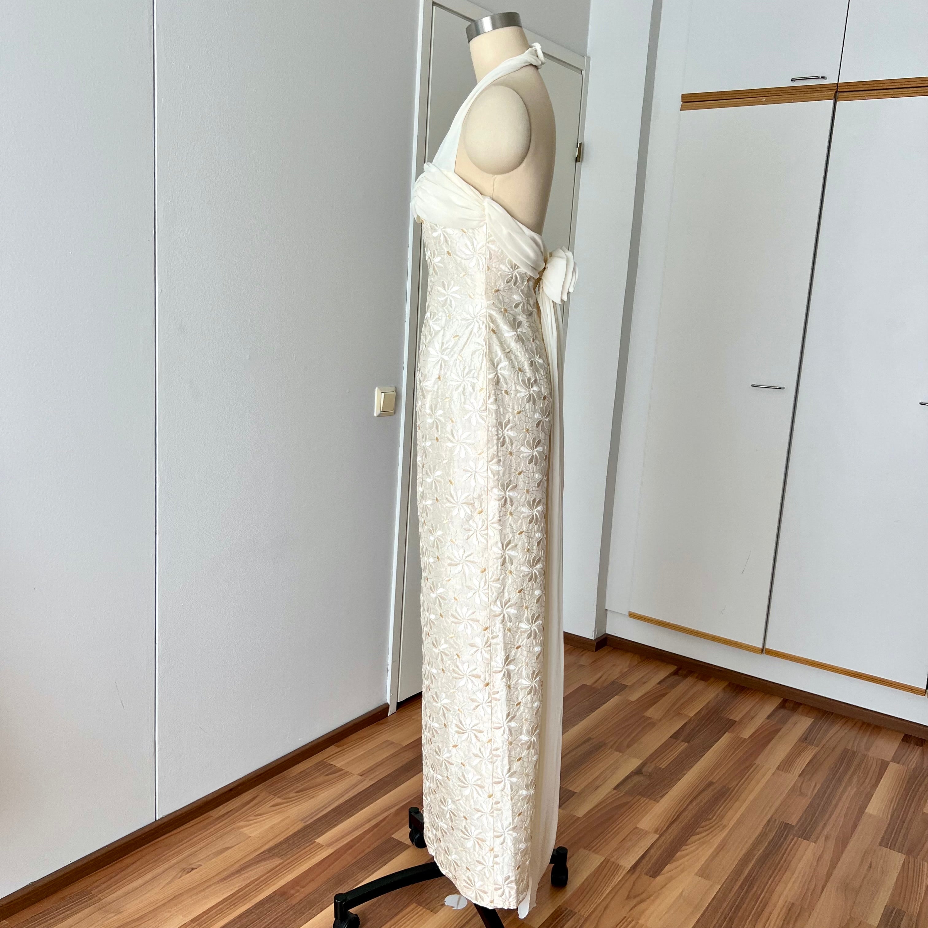 1990s Vintage Silk Wedding Dress Minimalist Halter Neck Bridal Gown Backless Aline Gown EU 38