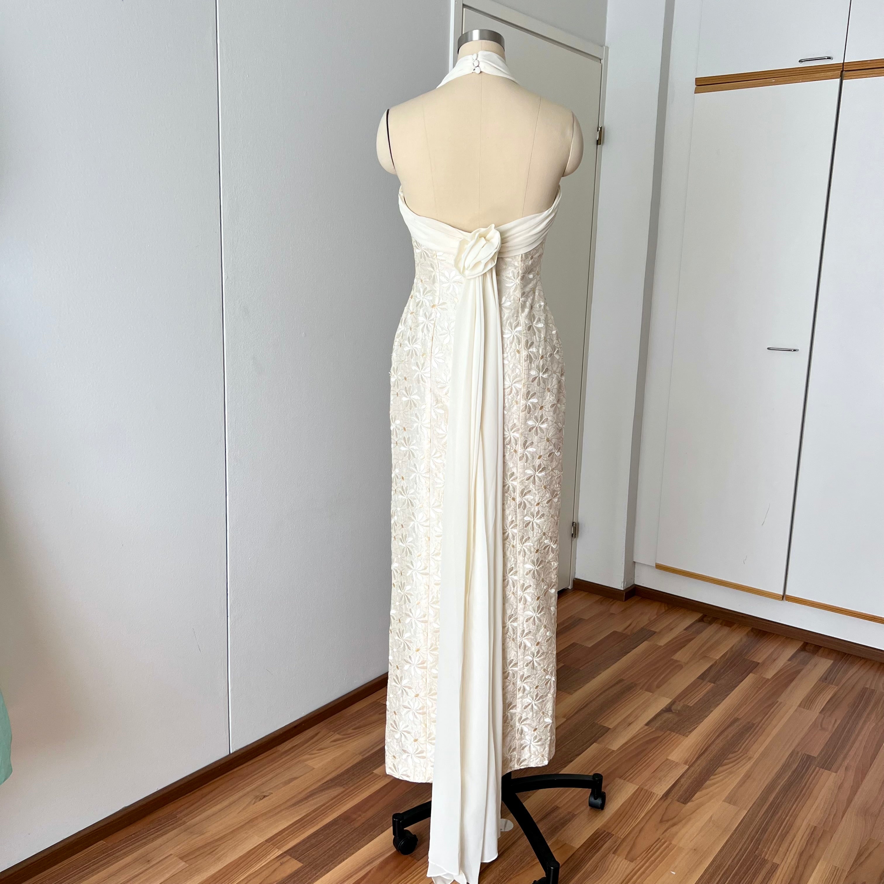 1990s Vintage Silk Wedding Dress Minimalist Halter Neck Bridal Gown Backless Aline Gown EU 38