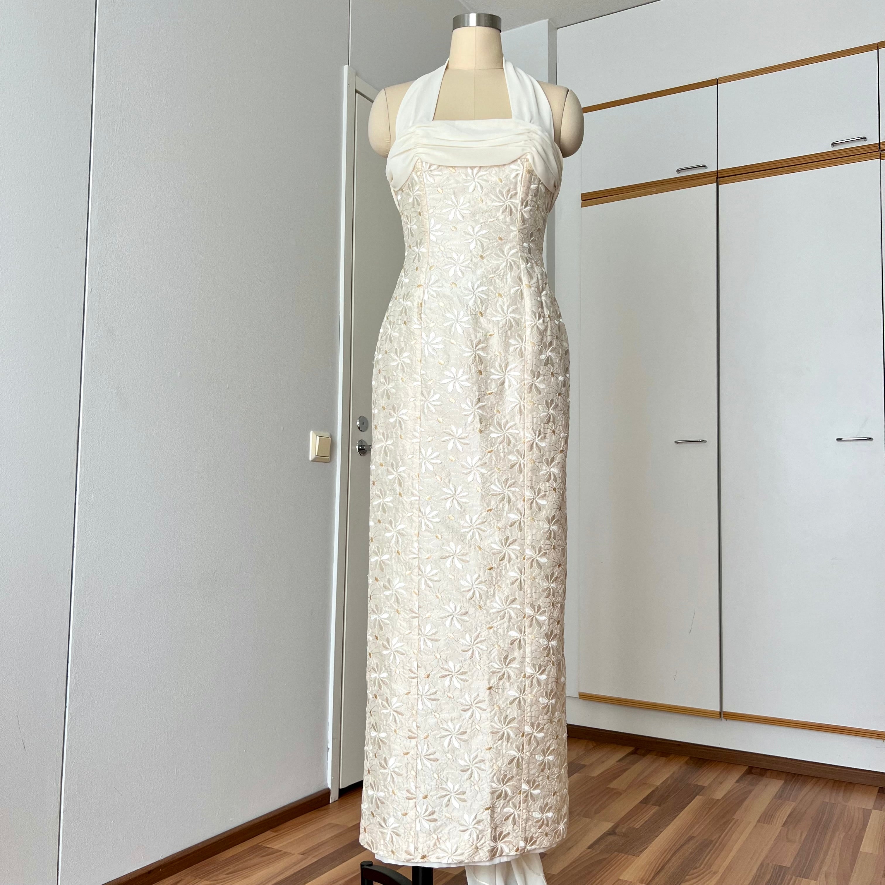1990s Vintage Silk Wedding Dress Minimalist Halter Neck Bridal Gown Backless Aline Gown EU 38