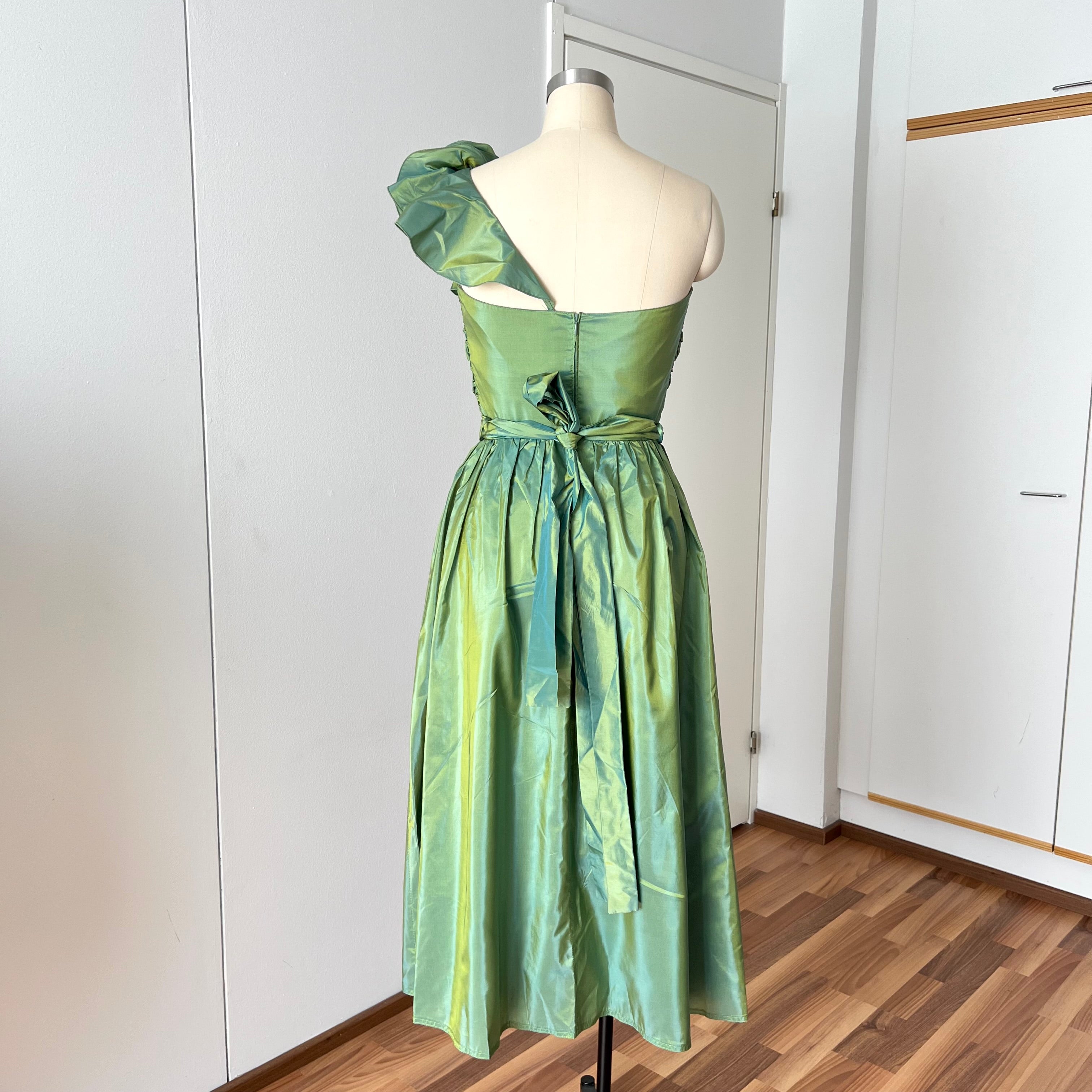 1980s Green Taffeta Party Dress VERA MONT One Shoulder Cocktail Party Dress Romantic Fairy