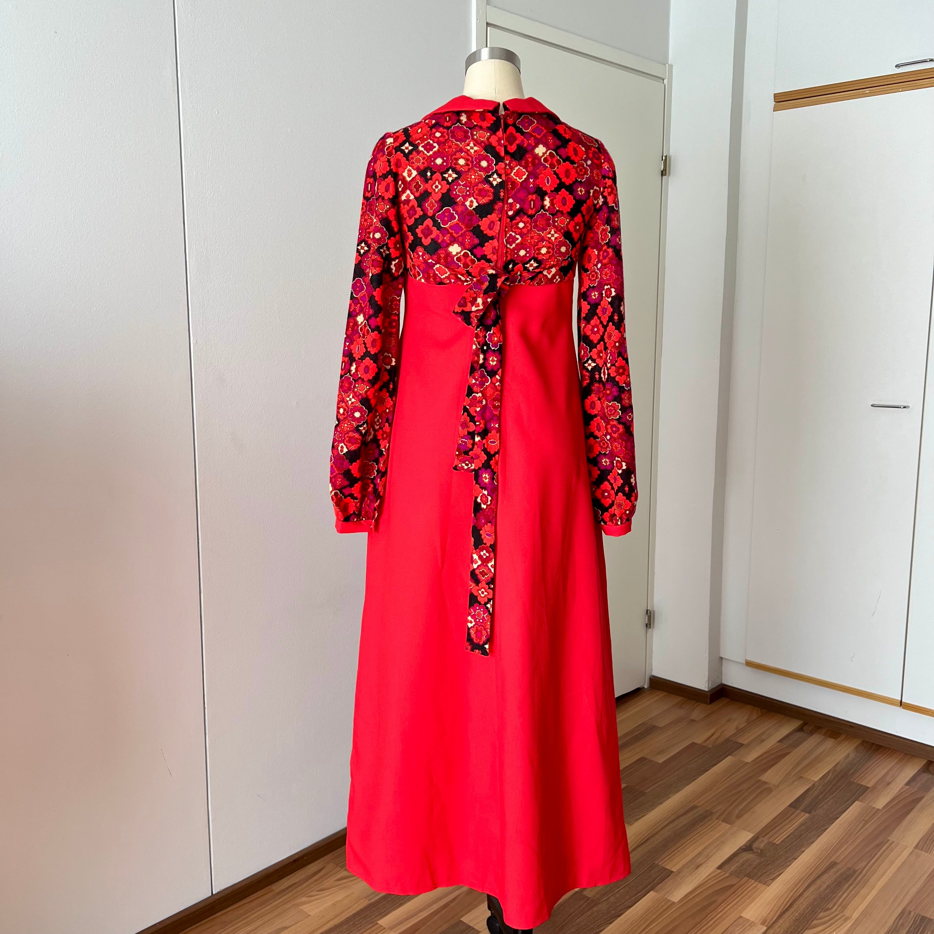 1960s 70s Psychedelic Floral Maxi Dress-Empire Waist Retro Mod Floor Length Hostess Dres