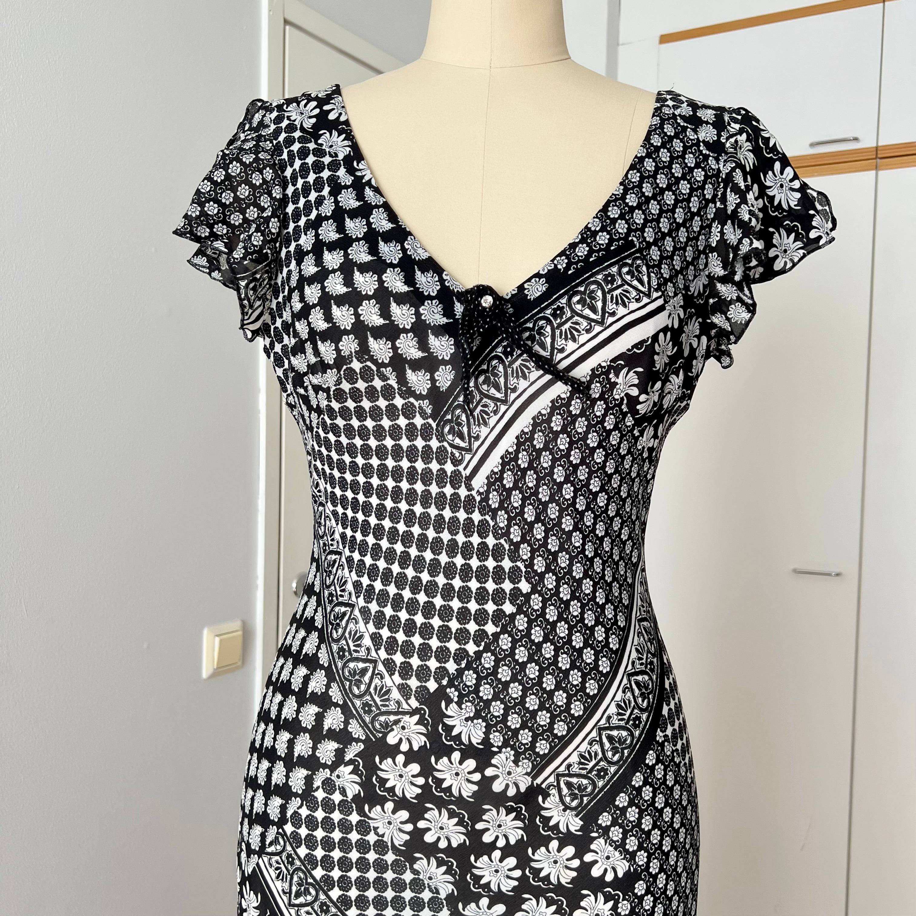 1990s Bias Cut Viscose Midi Dress-Y2K Flutter Sleeves V Neck Fairy Dress Whimsygoth EU 38