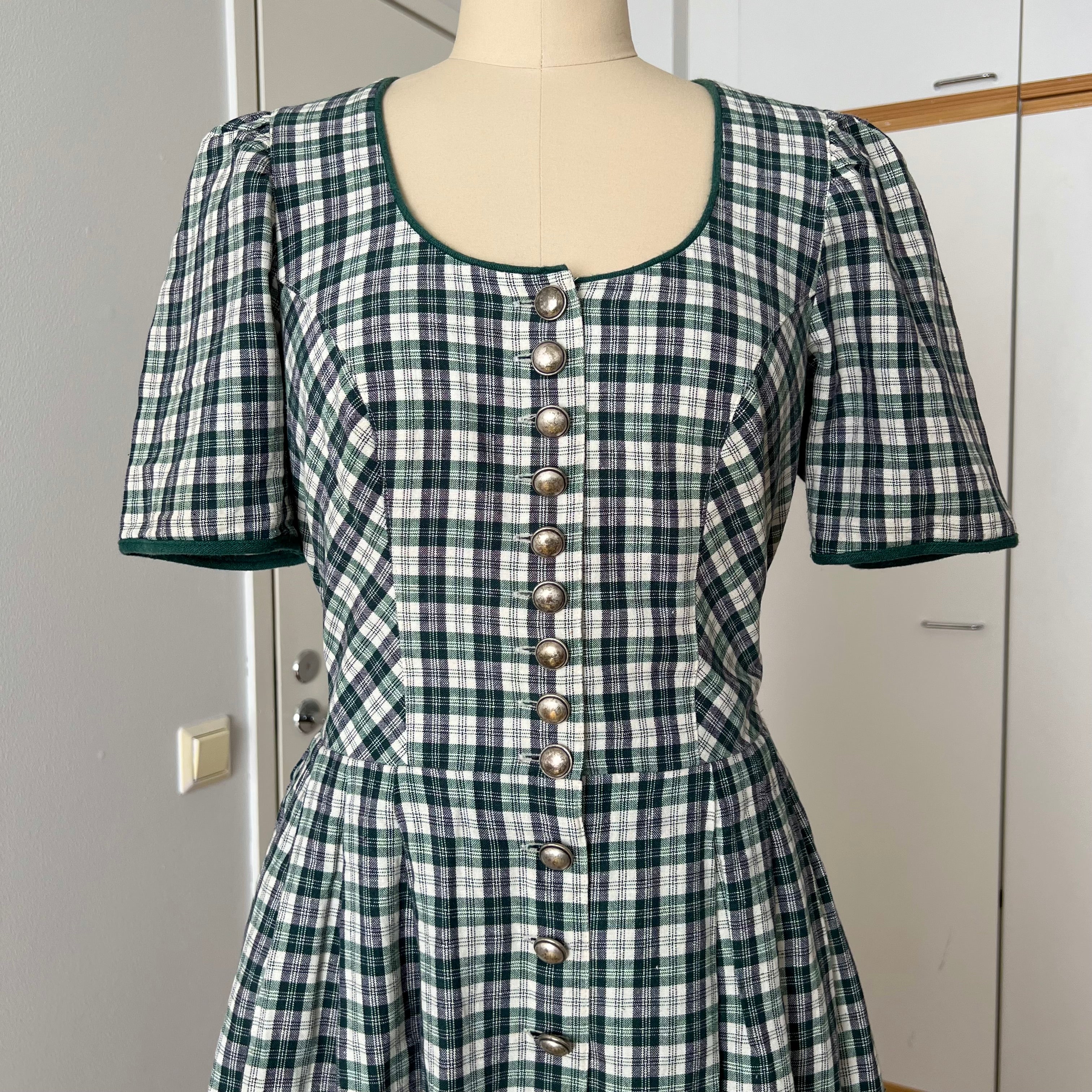 Vintage Green Plaid Cotton Trachten Dress-German Folk Checkered Midi Dress with Pockets