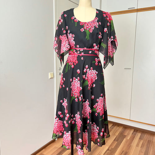 1970s Black Floral Fairy Midi Dress Romantic Boho Garden Party Flutter Sleeves Dress EU 40