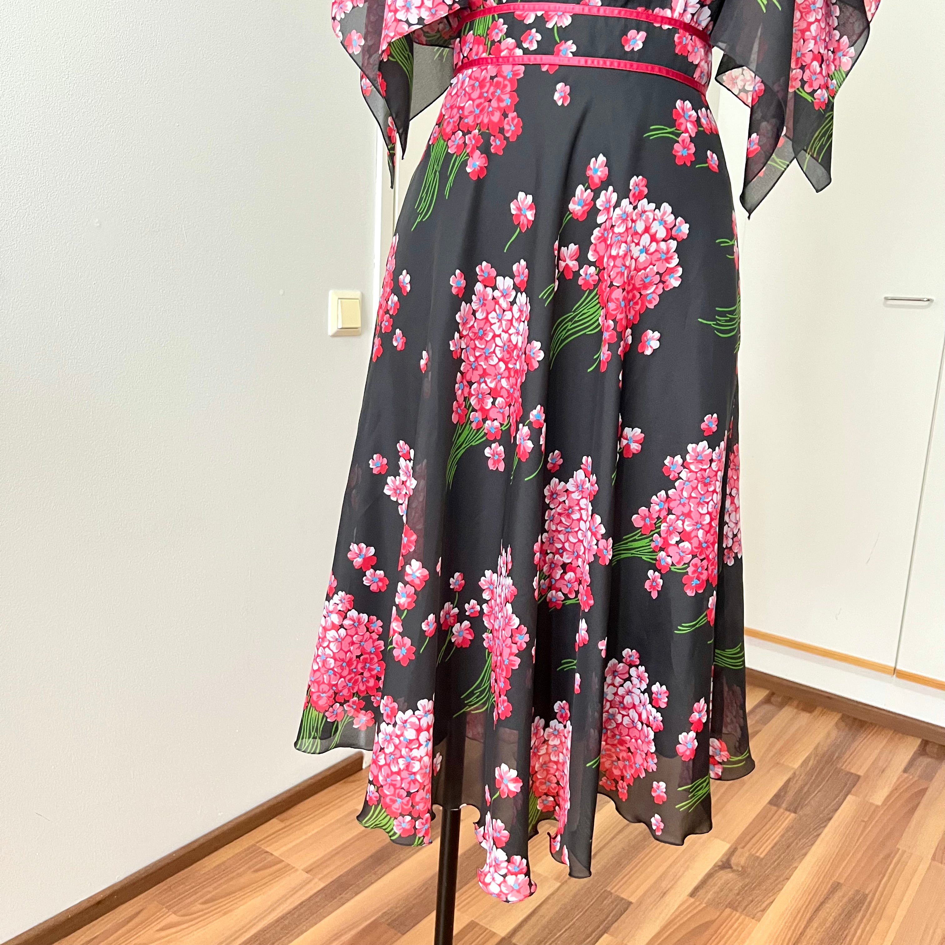 1970s Black Floral Fairy Midi Dress Romantic Boho Garden Party Flutter Sleeves Dress EU 40