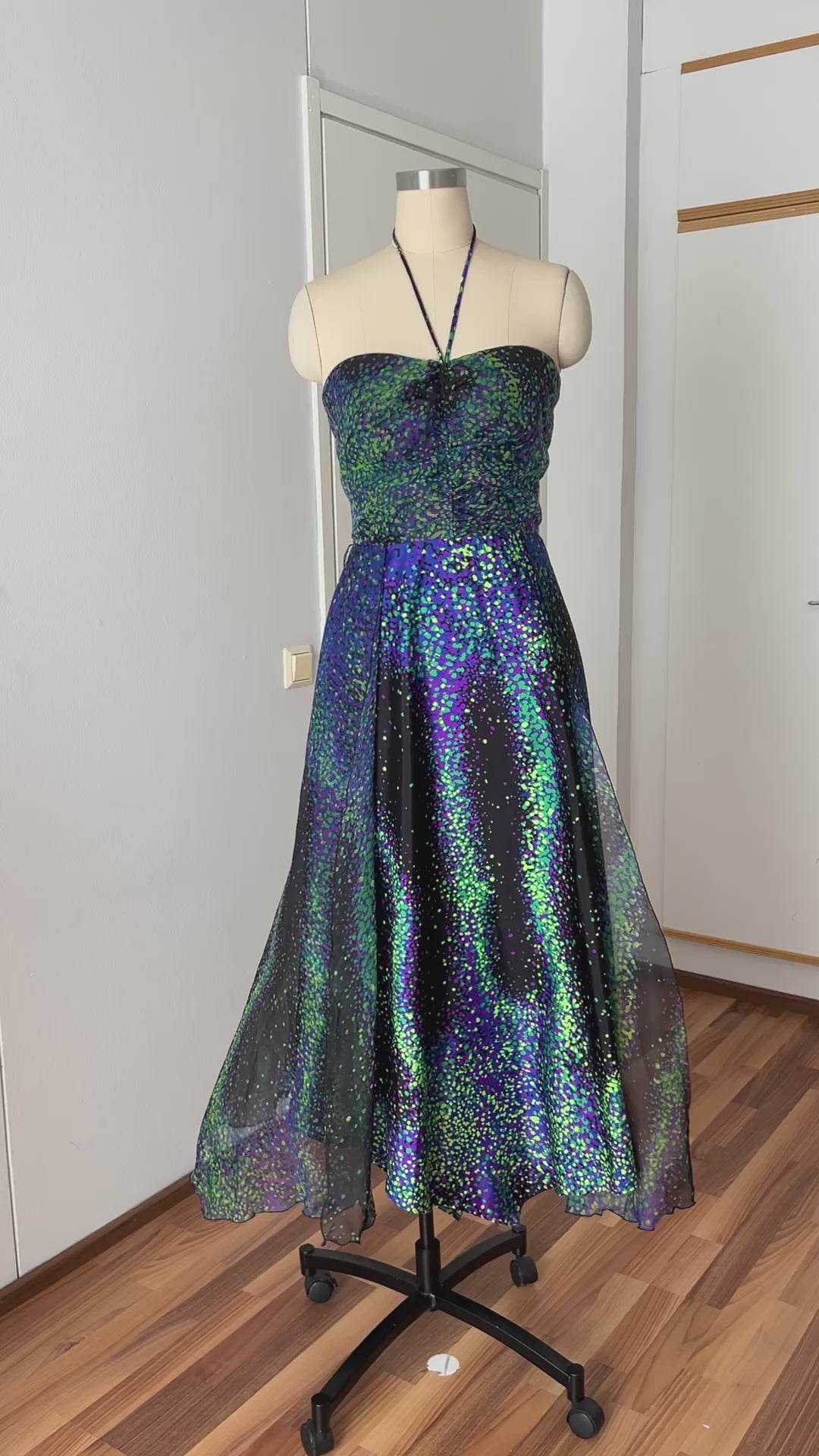 70s 80s VERA MONT Halter Neck Maxi Dress Floor Length Backless Cocktail Party Dress